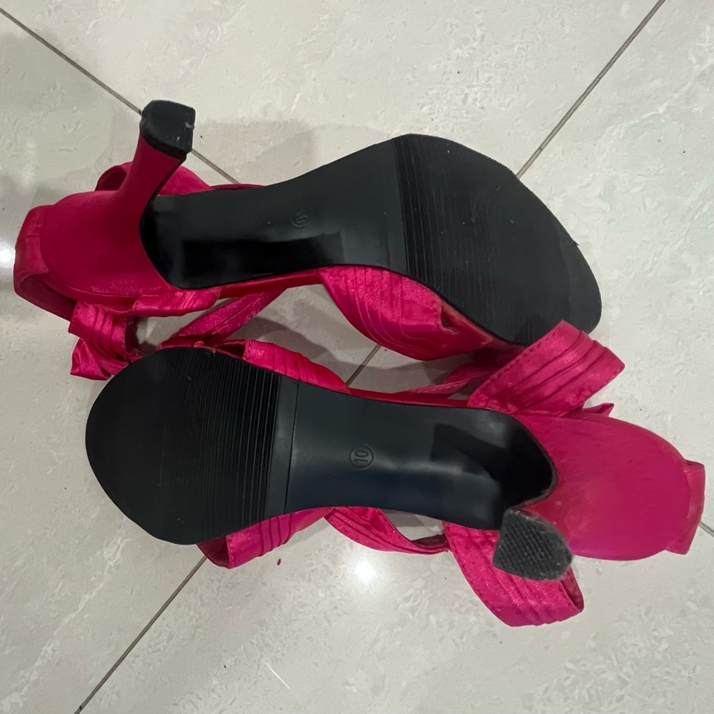 Pink Obsessed heels (bnwot) in size 10 - Picture 4 of 6